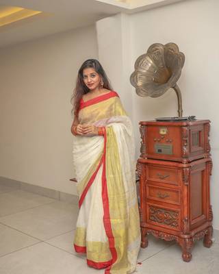 Red And White Collection Linen Saree With Red Blouse Piece 3