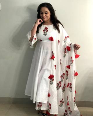 off white embroidered cotton stitched kurta sets 6