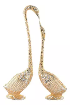 Pair Of Kissing Duck Showpiece