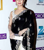 Divyanka Tripathi Black Fancy Heavy saree with blouse