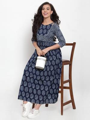 Blue printed cotton maxi-dresses 6