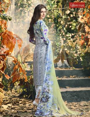 Parrot-green digital print crepe salwar 2