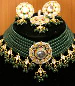 Green crystal necklace-sets