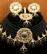 Black crystal necklace-sets