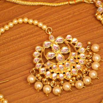 White crystal necklace-sets 3
