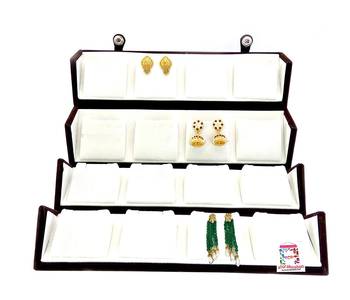 atorakushon Velvet 16 Pair Earrings Organizer Jewellery Box for Women and Girls cream 2