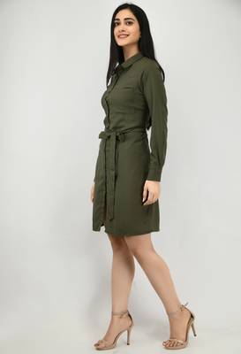 Green plain crepe short-dresses 3