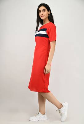 Red plain crepe short-dresses 3