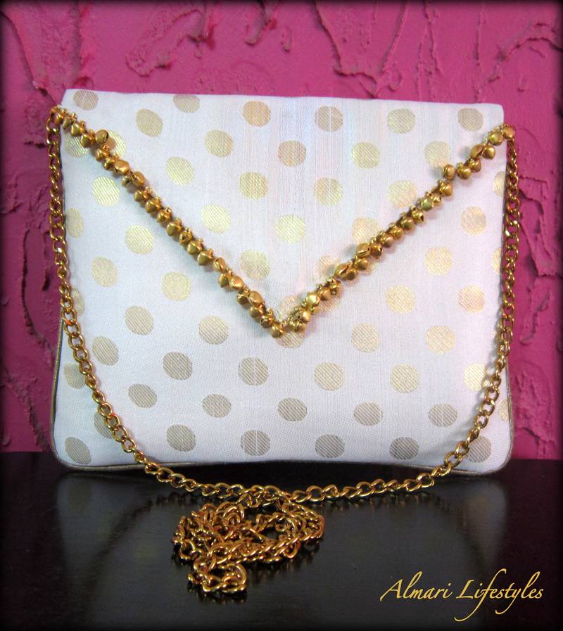 'Ghungroo' Brocade Sling Bag