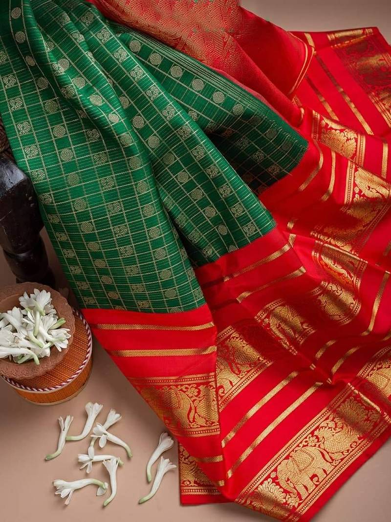 Green & Red woven Banarasi silk saree with blouse