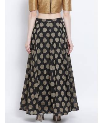 Women Black Printed Flared Skirts 5