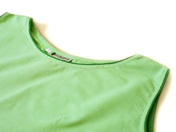 Cool parrot green with hand block print design & pockets at front Sleeveless Kurti 2