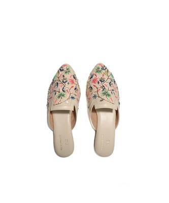 Sandra Cream Slipon Mules 1