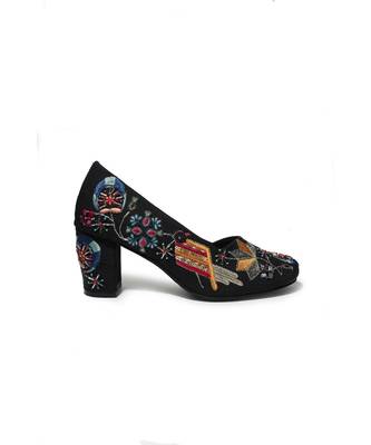 Oriel Black Court Heels 2