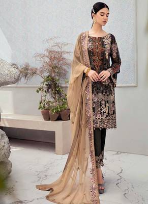 Black Georgette Pakistani Salwar Kameez 1