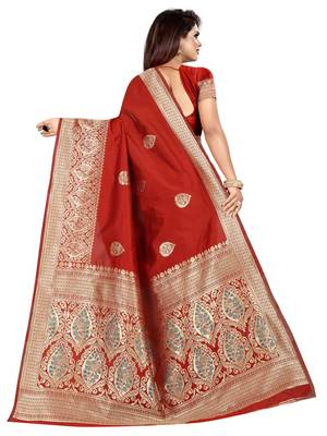 Red woven art silk saree with blouse 3