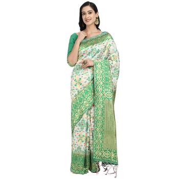 Green woven art silk saree with blouse 1