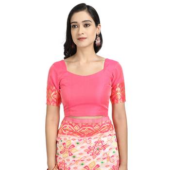 Pink woven art silk saree with blouse 4
