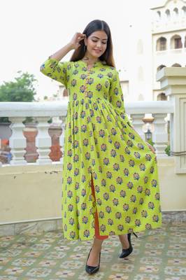 Green Printed Rayon Front Slit Flared Kurti 1