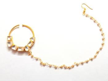 Gold kundan nose-ring 1