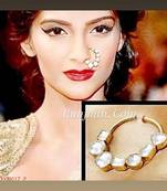 Gold kundan nose-ring