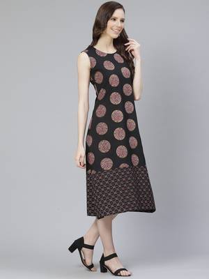 Black printed crepe kurtas-and-kurtis 2