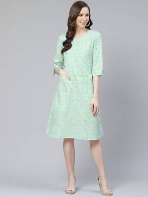 Green printed art silk kurtas-and-kurtis 1