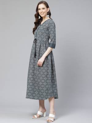Teal printed rayon kurtas-and-kurtis 5