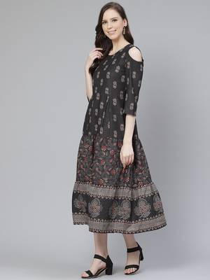 Black printed rayon kurtas-and-kurtis 5