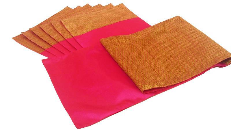 Fuschia Bricks Table Runner and Mats