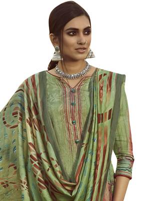 Green embroidered pure pashmina salwar 3