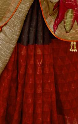 Red printed jute cotton saree with blouse 3