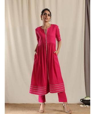 Pink Crinkle Front Slit Gota Kurta Pant Set 1