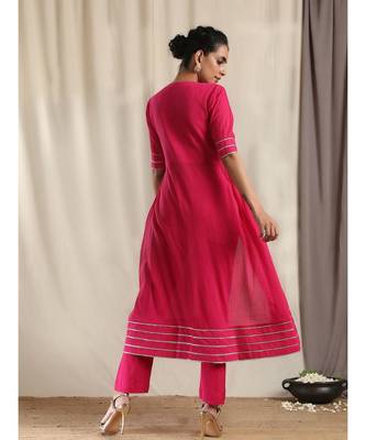 Pink Crinkle Front Slit Gota Kurta Pant Set 4
