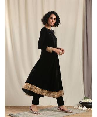 Black Velvet Flared Embroidered Kurta 2