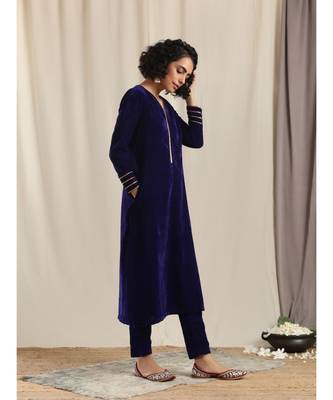 Blue Velvet Gota Kurta 2