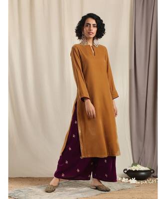 Brown Velvet Slit Kurta 1