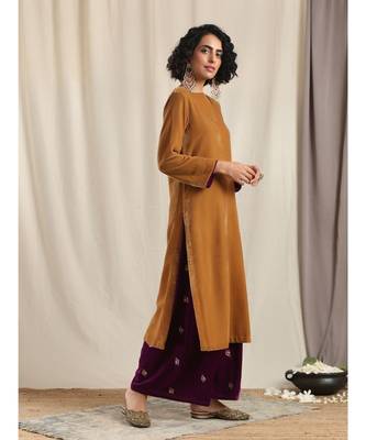 Brown Velvet Slit Kurta 2