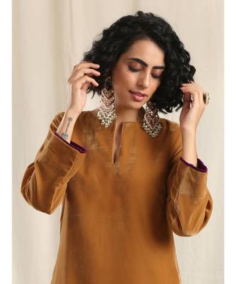 Brown Velvet Slit Kurta 4