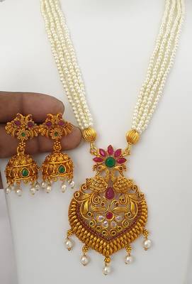 Gold pendants 1