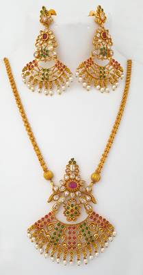 Gold pendants 1