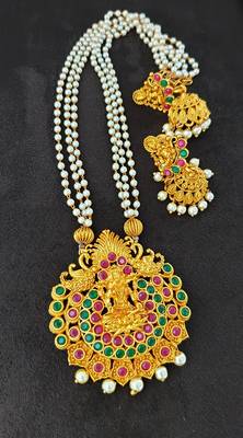 Gold pendants 1