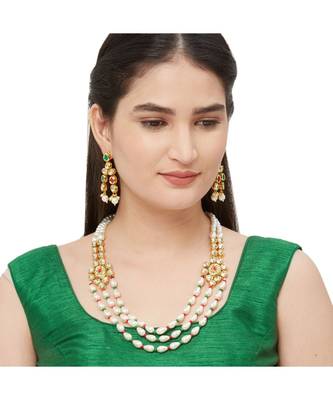 White Bead And Kundan  Necklace Sets 1