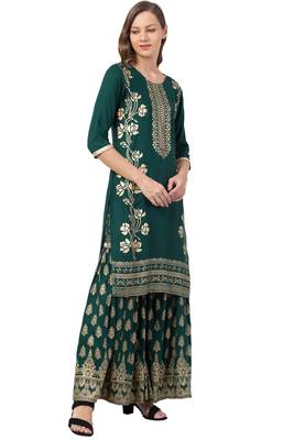 Green MRC Women Printed Kurti With Graara 3