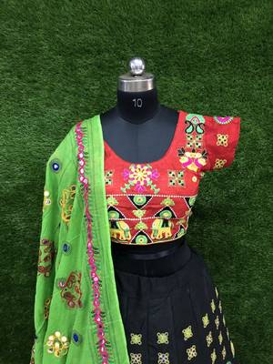 Black embroidered cotton semi stitched lehenga 3