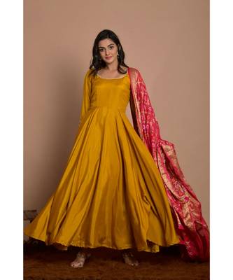 Tangerine yellow anarkali with peach gharchola dupatta 1