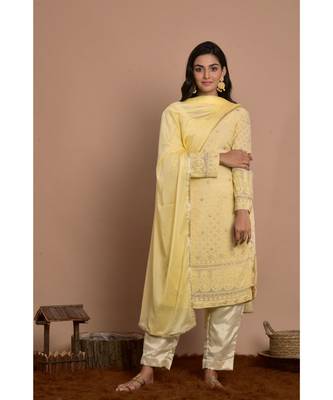 Straight ckikankart kurta pant set with dupatta 1