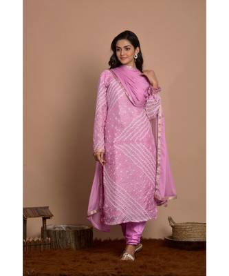 lavender kurta with churidar and dupatta 1