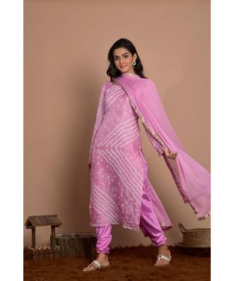 lavender kurta with churidar and dupatta 2