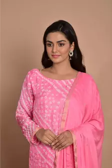 pink bandhani kurta churidar set with dupatta